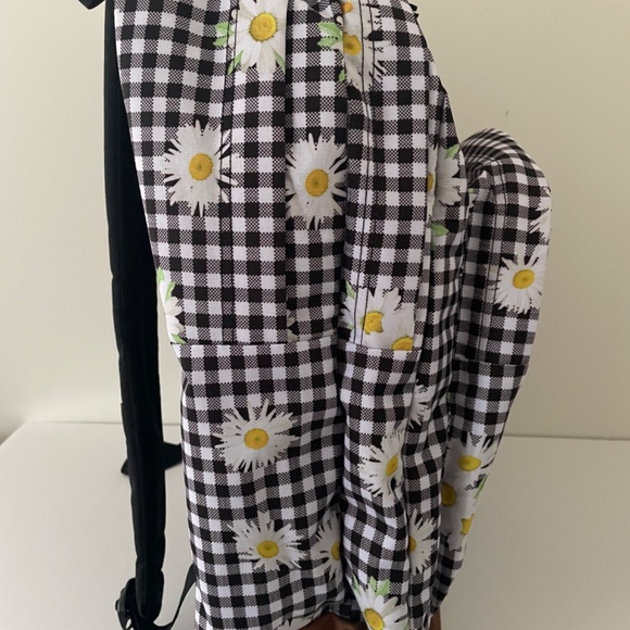 JanSport Black & White Checked Backpack With Daisy - Picture 4 of 7